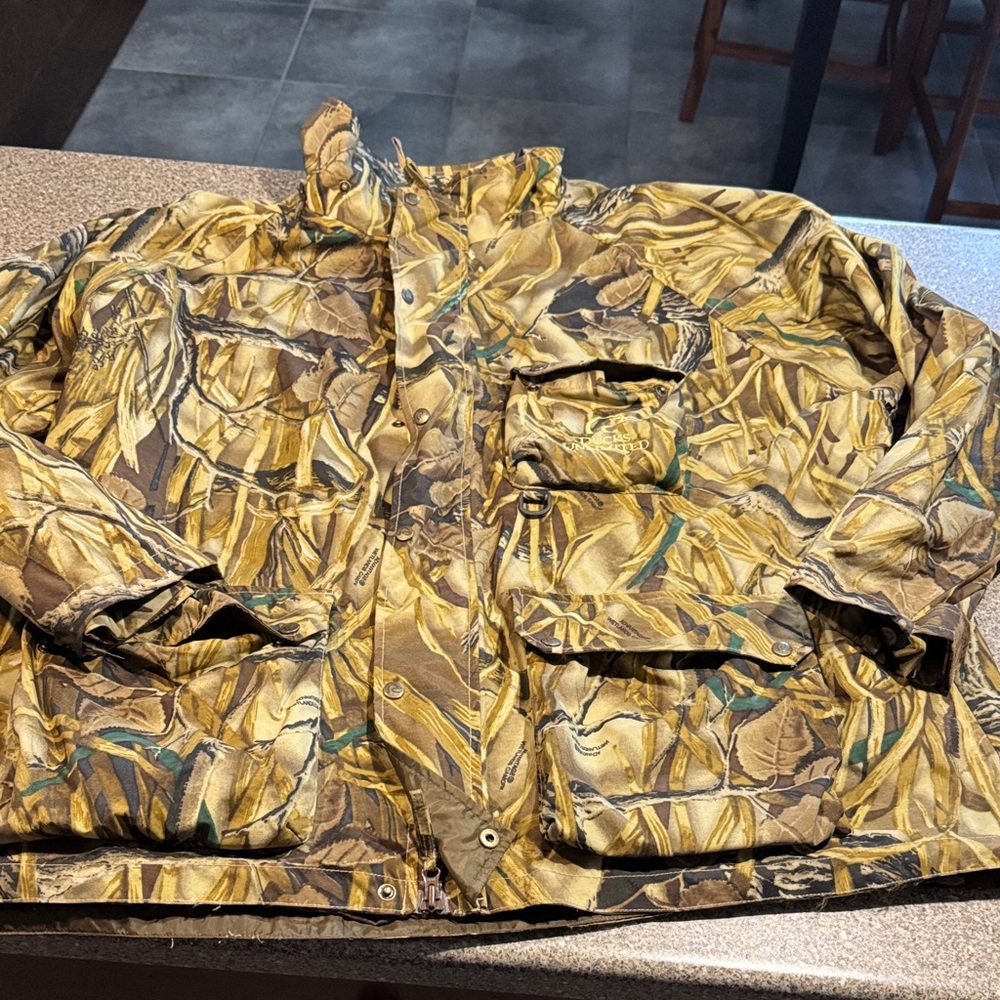 Ducks unlimited camo jacket